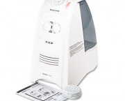 Quicksteam Warm Moisture Humidifier for Medium to Large Rooms, White